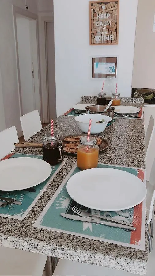 The Sun Hostel Vila Real de Santo António